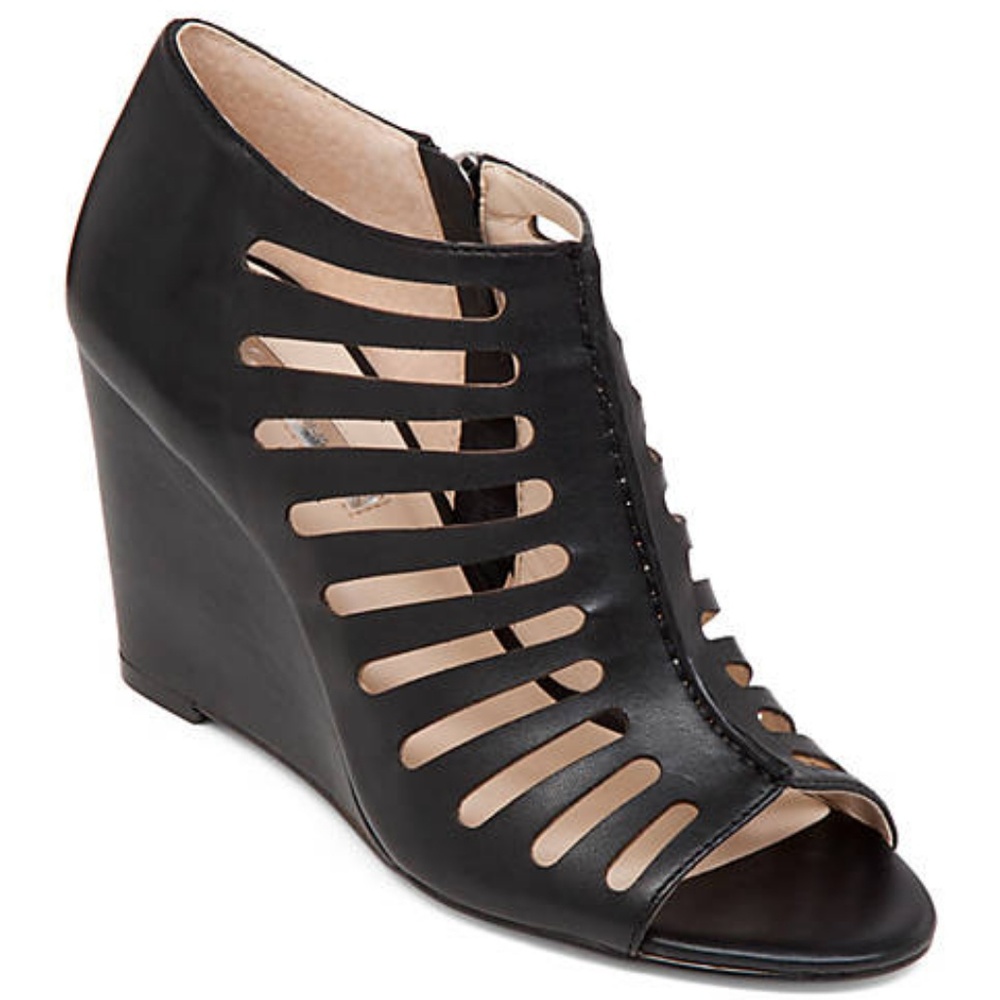 BCBGeneration Milany Wedge Sandal